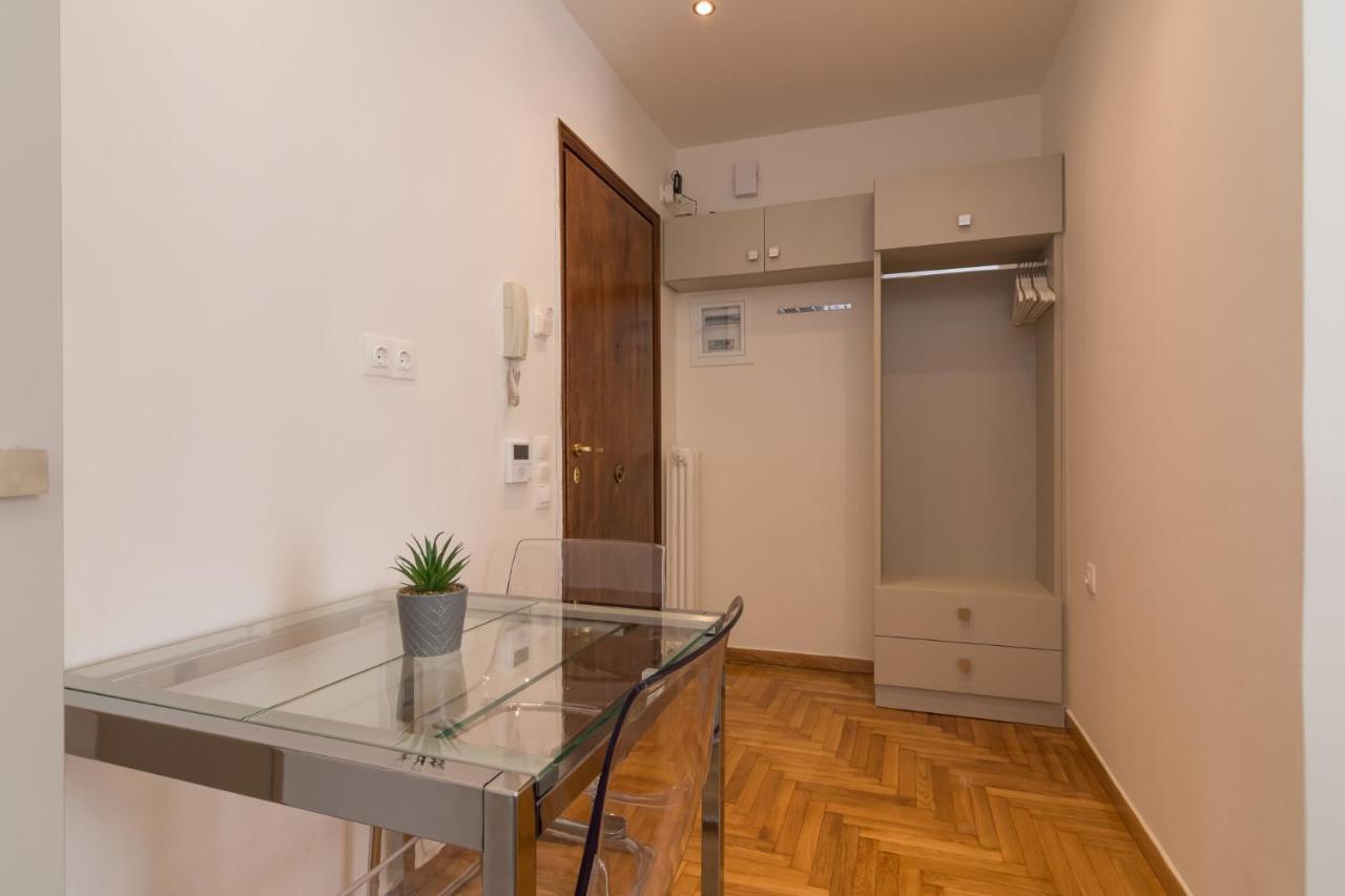 Elegant Studio In Athens B Exterior foto